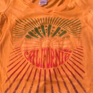 California Tee shirt by Creative Apparel